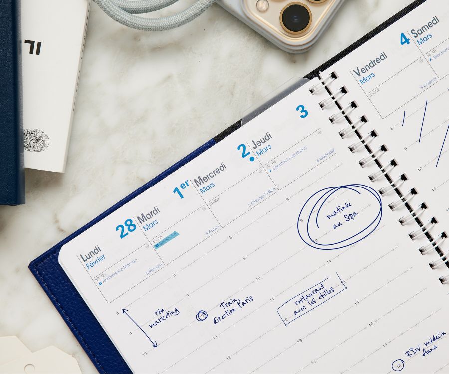 Agenda et carnet : comment les combiner pour mieux s'organiser ? – Le Blog  Quo Vadis